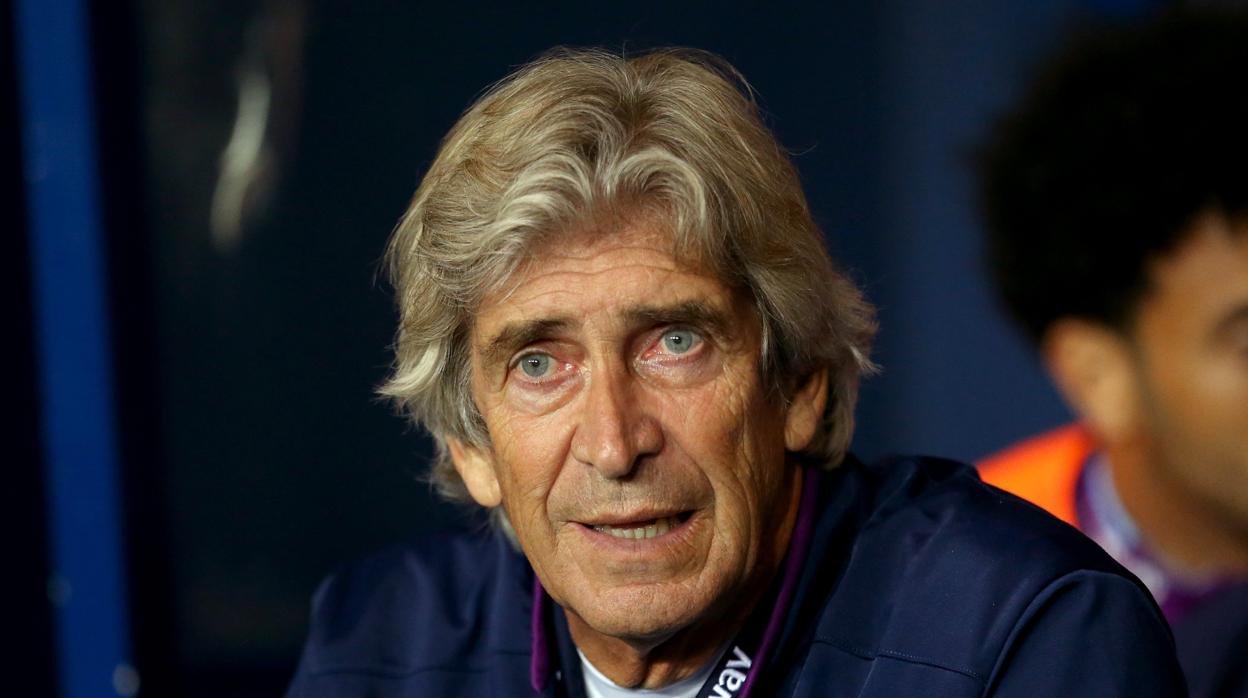 Pellegrini, en el banquillo del West Ham