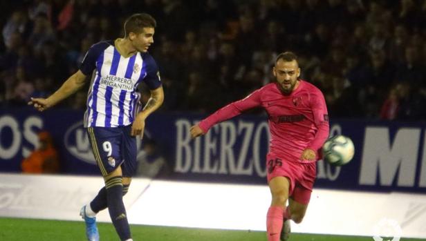 Yuri pone la magia para desatascar el partido ante un correoso Málaga