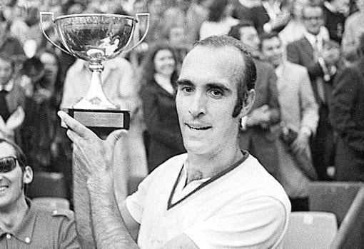 Gimeno levanta Roland Garros en 1972