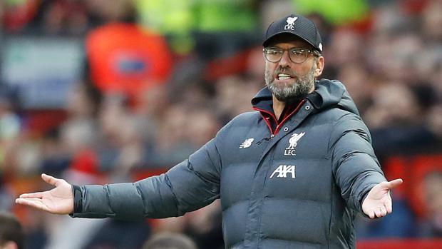 Klopp estalla y ataca el protocolo del VAR