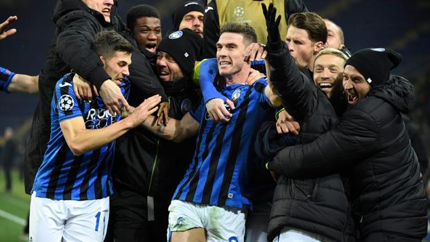 El Atalanta hace historia y jugará los octavos por primera vez