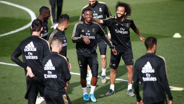 Vinicius vuelve a la convocatoria ante el Betis; James, Bale, Lucas y Odriozola se quedan fuera