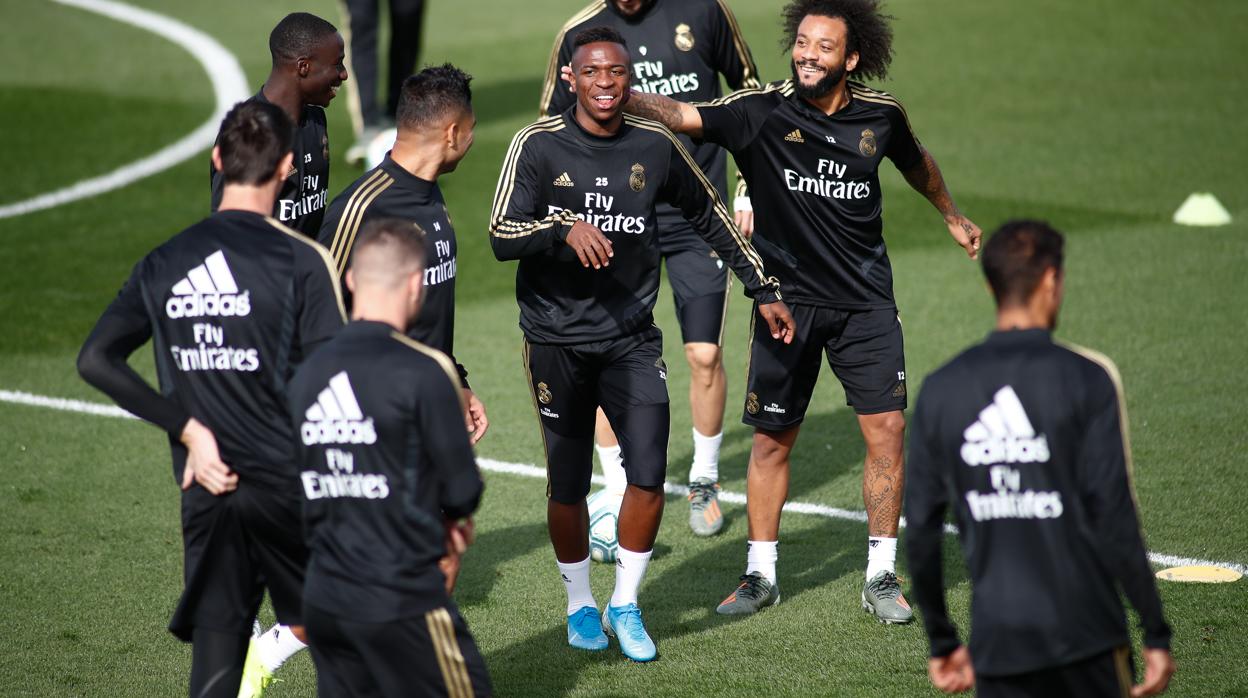 Vinicius vuelve a la convocatoria ante el Betis; James, Bale, Lucas y Odriozola se quedan fuera