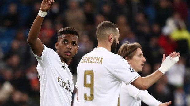 A Rodrygo se le caen los goles