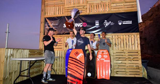 Jonathan Vega y Teresa Padilla nuevos campeones de España absolutos de bodyboard
