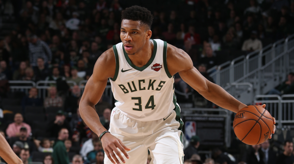 Antetokounmpo sube la apuesta por el MVP: 50 puntos, 14 rebotes y sin pérdidas