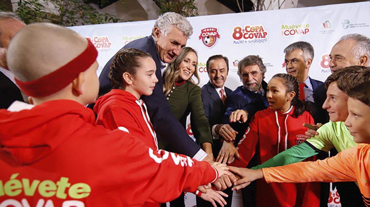 Fernando Romay, Marta Fernández y Rafael Gordillo, padrinos de la Copa Covap