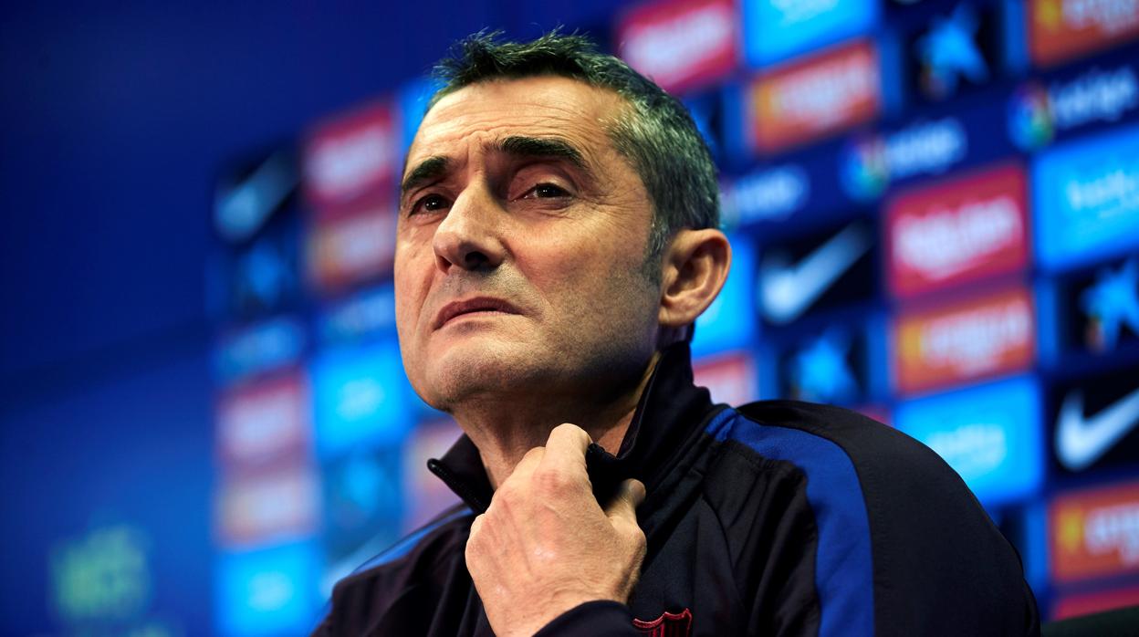 Ernesto Valverde durante la rueda de prensa