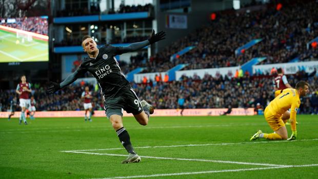 El Leicester se queda solo contra el Liverpool