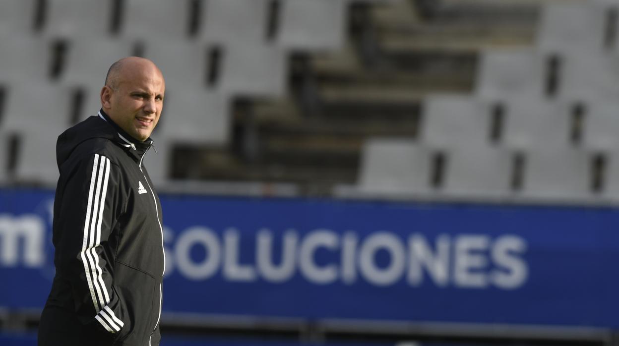 Javi Rozada, entrenador del Oviedo.