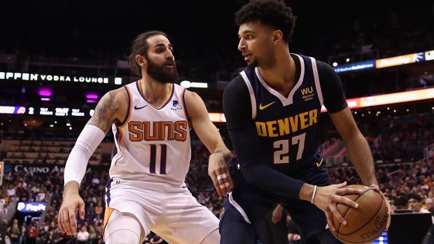 Ricky Rubio se acerca al triple-doble, pero los Suns siguen cayendo en picado