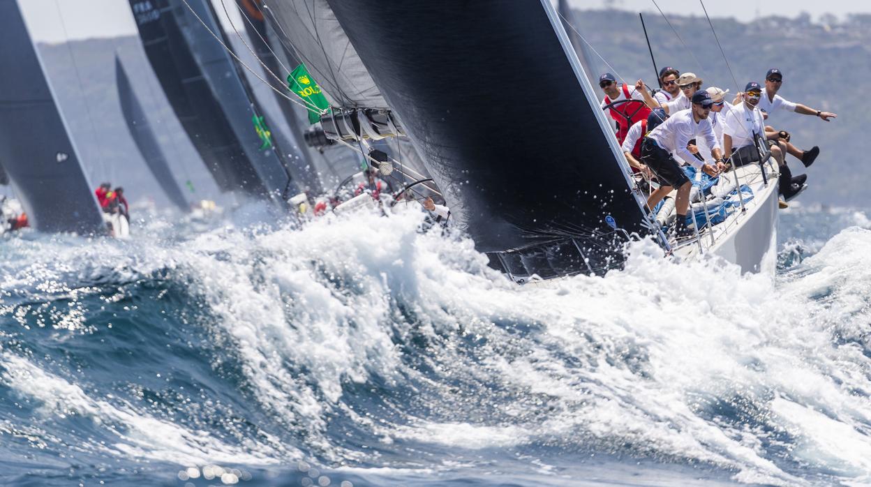 La bahía de Sídney lució sus mejores galas para la salida de la 75ª edición de la Rolex Sydney Hobart