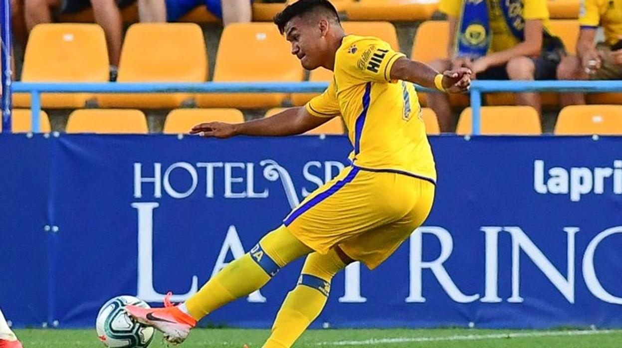 Merquelanz deja sin aliento al Alcorcón