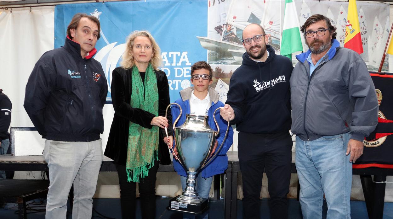 Arturo Arauz se proclamó campeón en la Bahía de Cádiz.