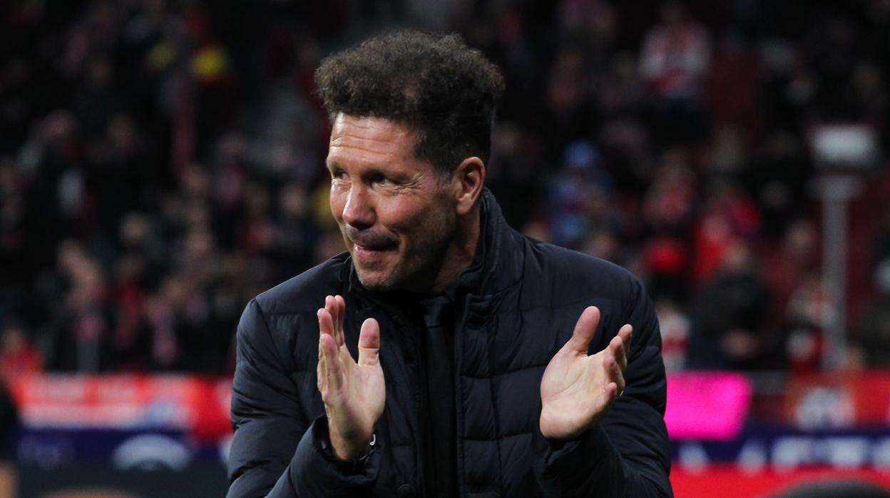 Simeone se podrá sentar en el banquillo ante el Barcelona