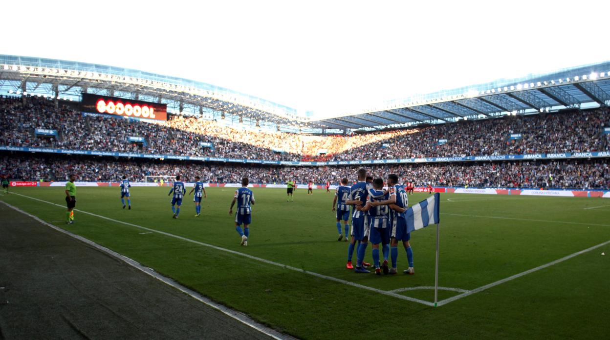 Entradas a 2,5 euros para llenar Riazor