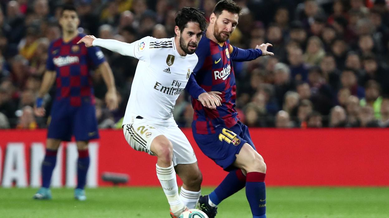 Isco y Messi, en el clásico del Camp Nou