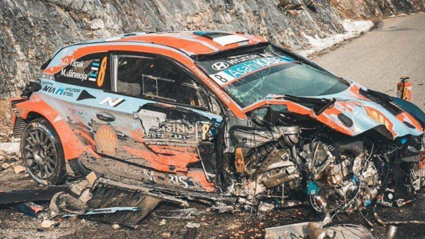 Brutal accidente a 184 km por hora de Tänak y Järveoja