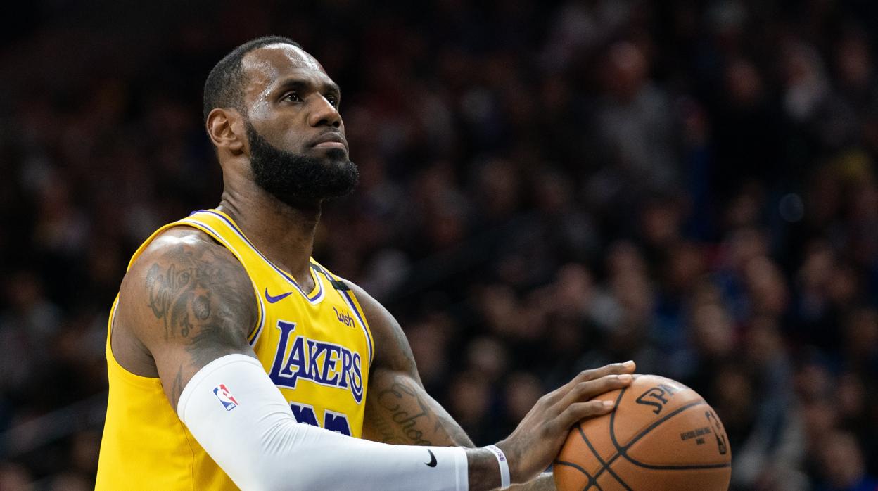 Lebron James, tercer máximo encestador en la historia de la NBA