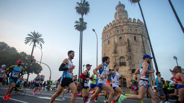 Medio Maratón de Sevilla: Unas bodas de plata bañadas en oro