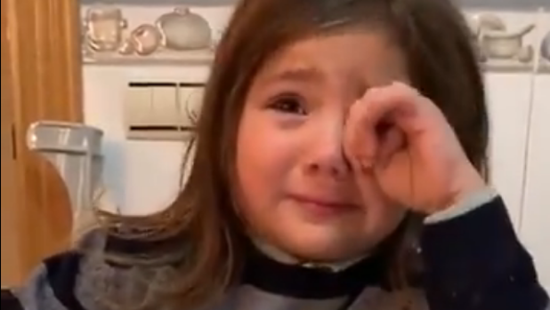 Las lágrimas de la hija del Chimy Ávila por la lesión de su padre