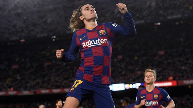 Los números que el Barcelona «obliga» a hacer a Griezmann ante la ausencia de delanteros