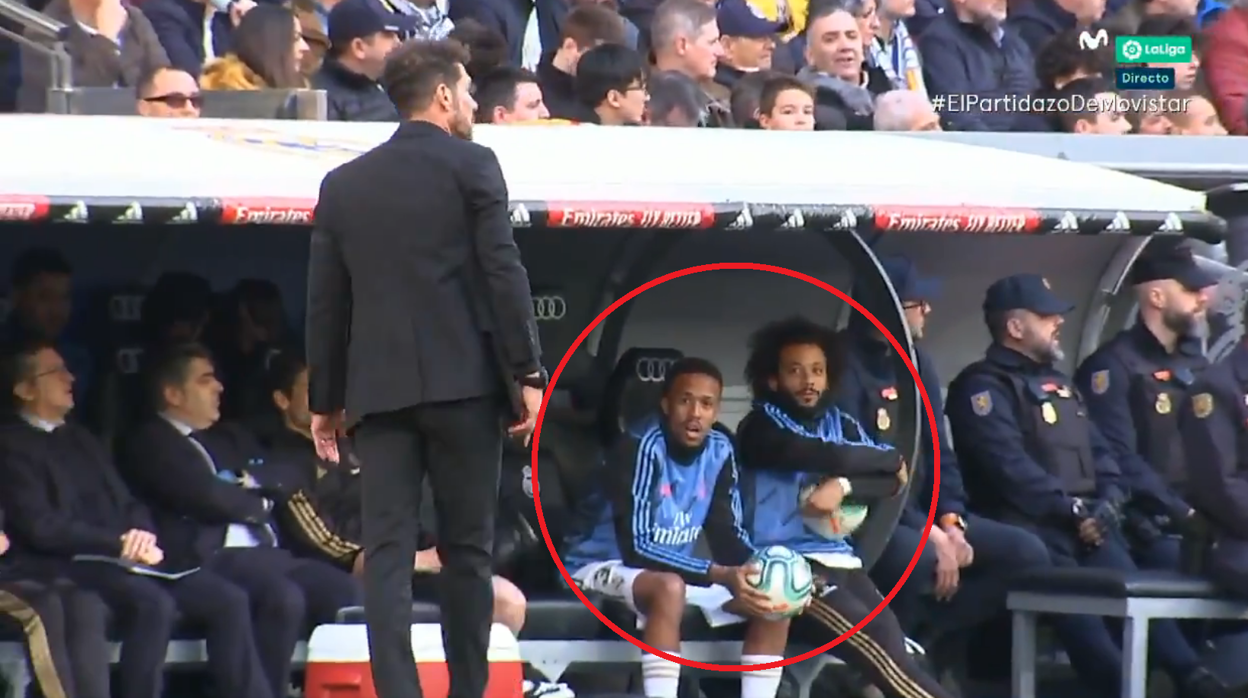 La divertida escena de Militao y Marcelo observando a Simeone