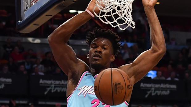 Jimmy Butler, tras su exhibición: «Me sentí como Luka Doncic»