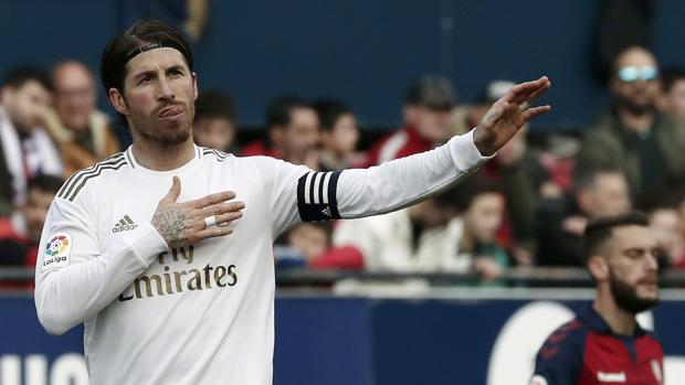 Cánticos de «Ramos, muérete» en El Sadar