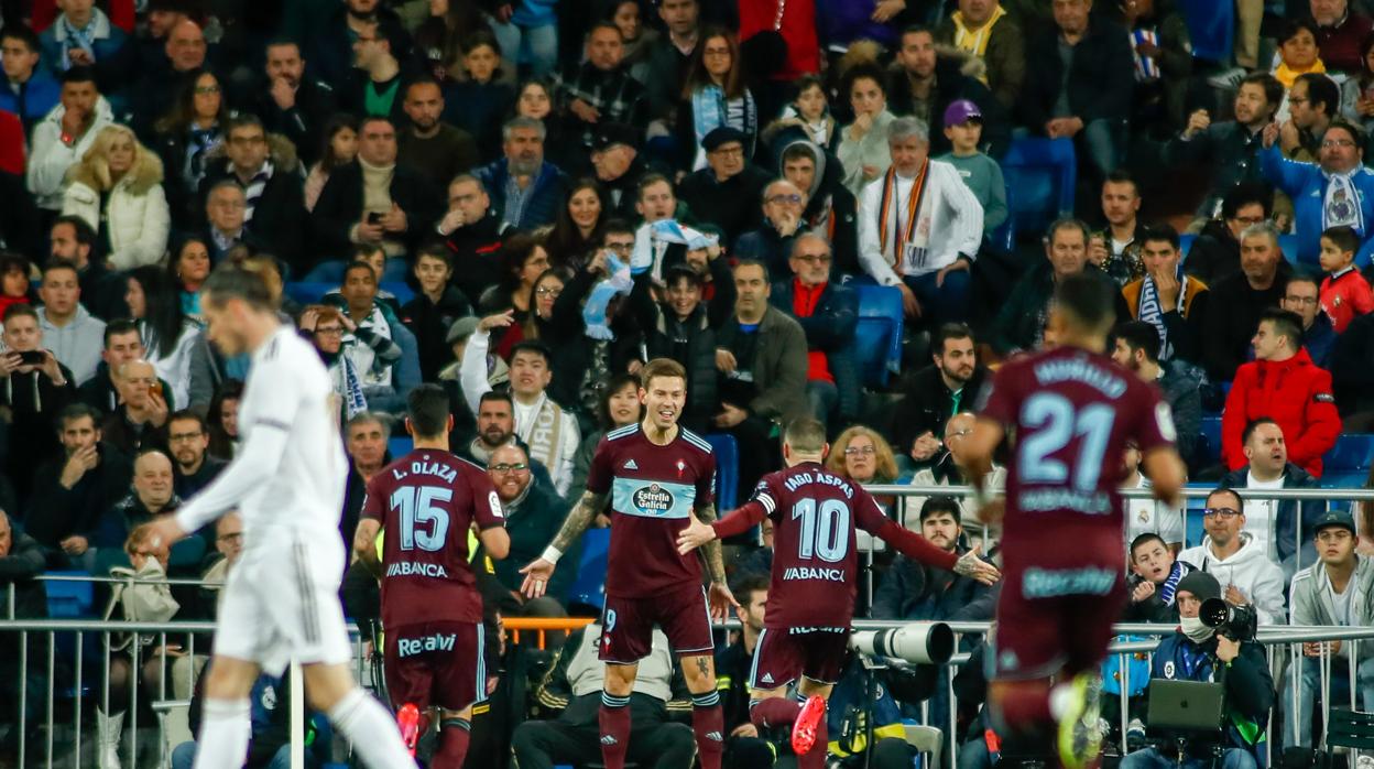 El Celta celebra el gol de Smolov