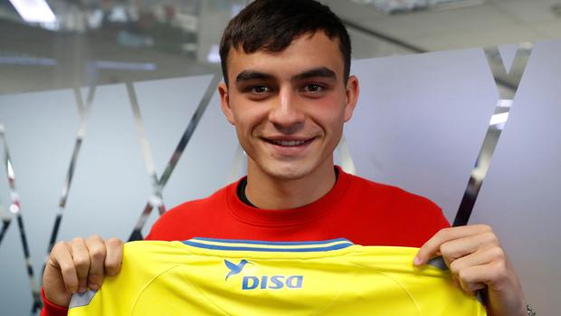 ¿Quién es Pedri, el nuevo talento precoz del fútbol español?