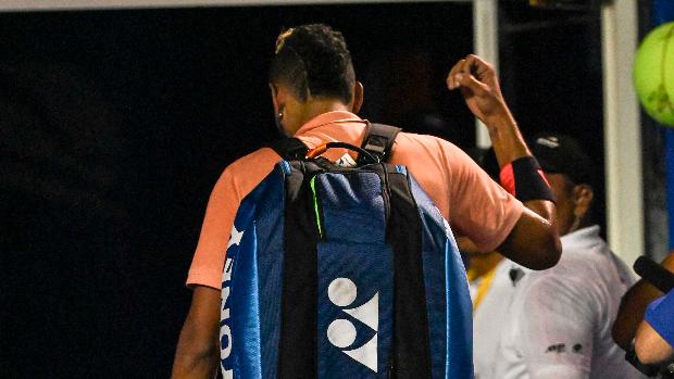 Kyrgios, abucheado tras retirarse en Acapulco: «No me importa una m...»