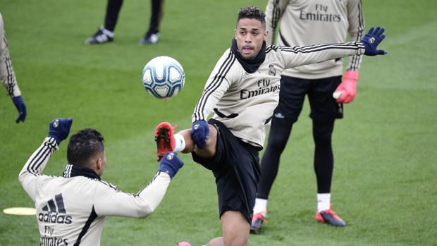 Mariano se apunta al clásico y Jovic se cae de la lista