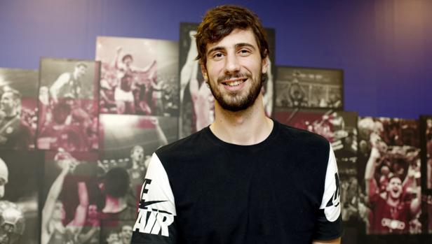 La aplaudida reflexión de Tomic sobre la renuncia a parte de su sueldo