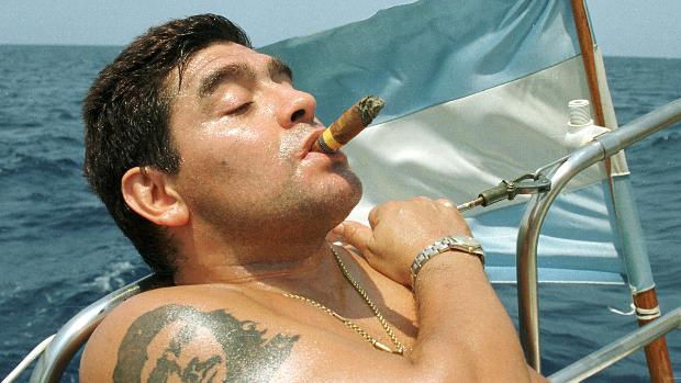 Los años locos de Maradona en Cuba: peleas, chicas desnudas y (al menos) tres hijos reconocidos