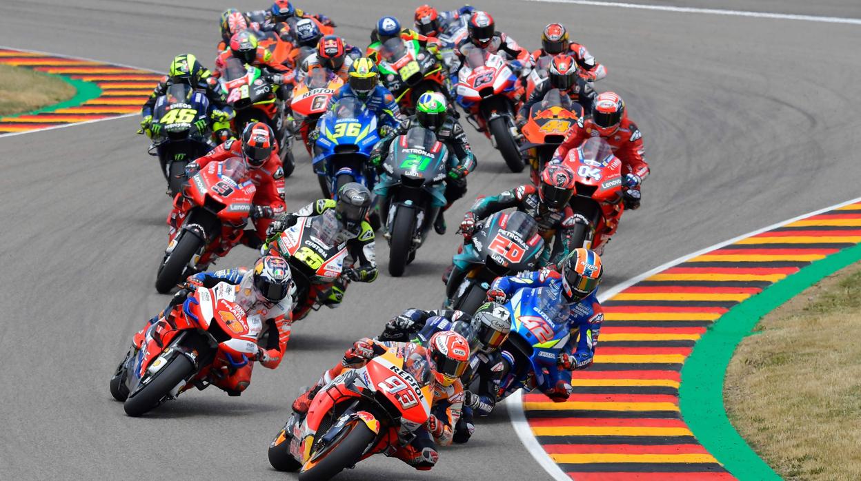 Una carrera de MotoGP