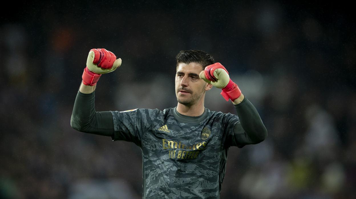 Courtois celebra la victoria de su equipo