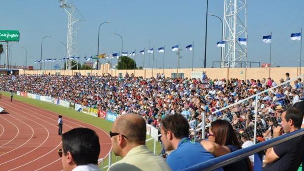 El San Fernando recurre ante el CSD la finalización de la Liga en Segunda B