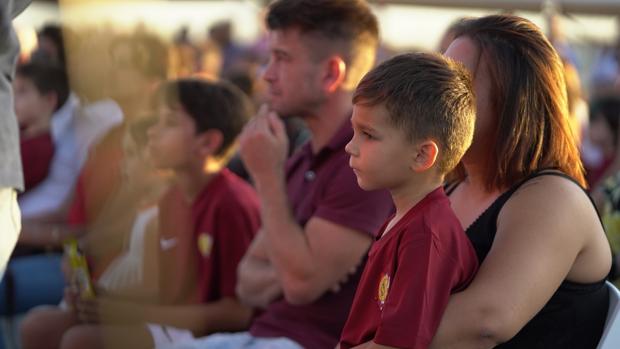 Las escuelas de fútbol de Sevilla ya planifican la temporada 2020-21