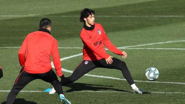 Lesión de Joao Félix, que será baja en el regreso del Atlético ante el Athletic