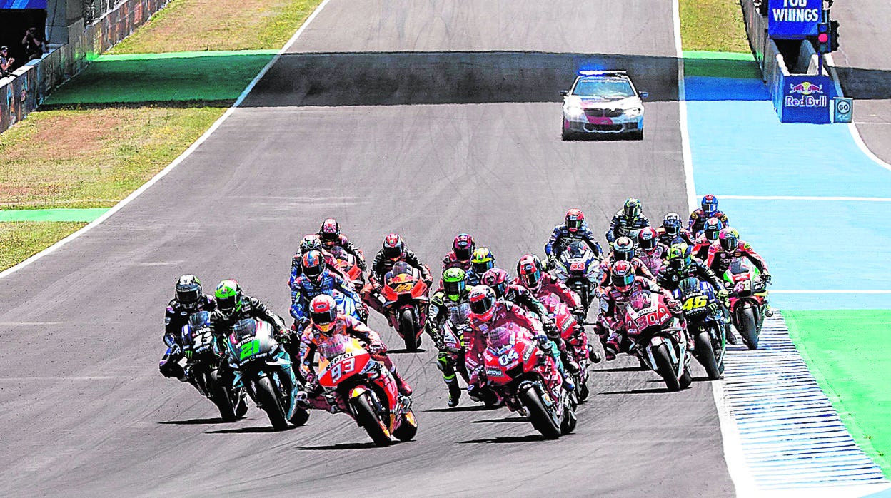 «El Gobierno es consciente de la importancia que tiene el motociclismo para el deporte español»