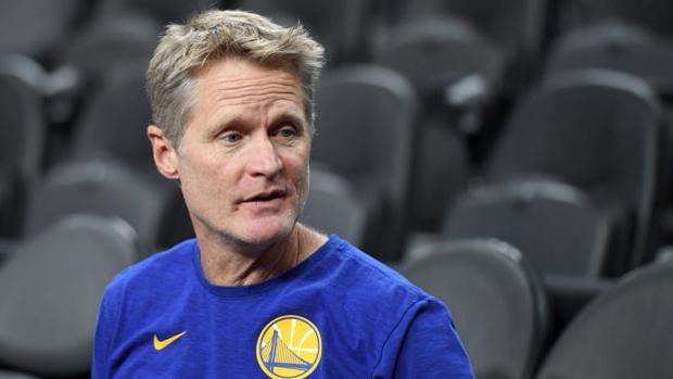 Steve Kerr carga contra Donald Trump: «Los racistas no deberían ser presidentes»
