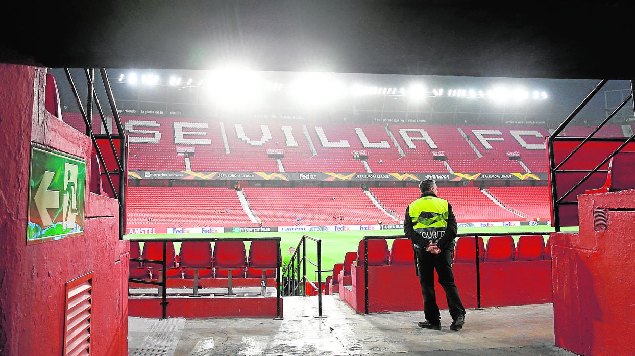 El Sánchez Pizjuán será el escenario del primer partido en el regreso de la Liga