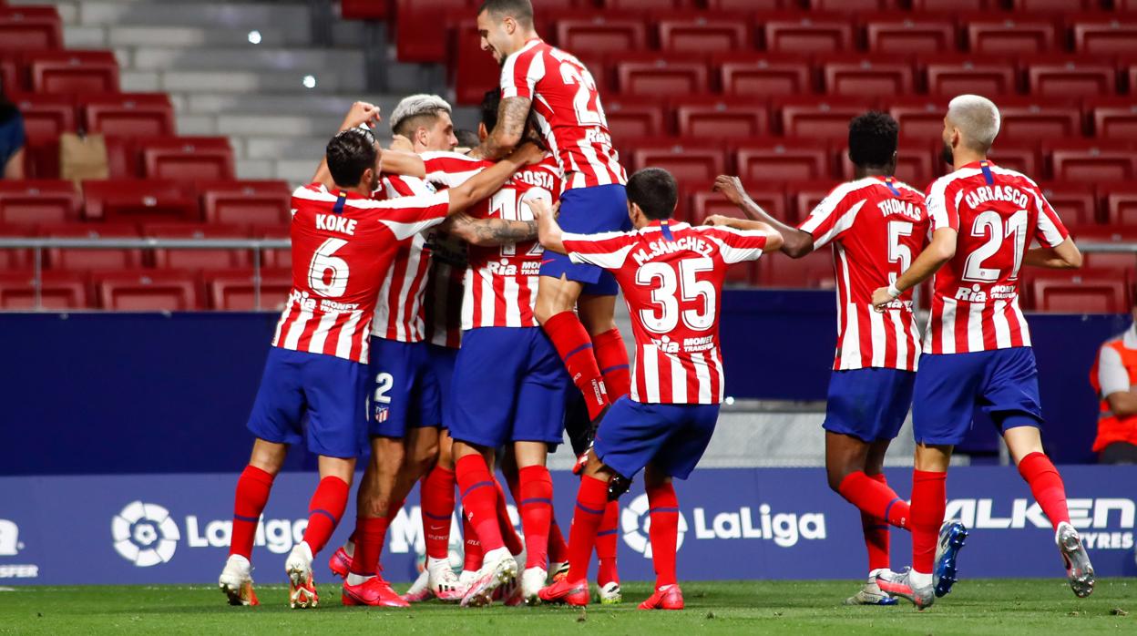 El Atlético gana por insistencia