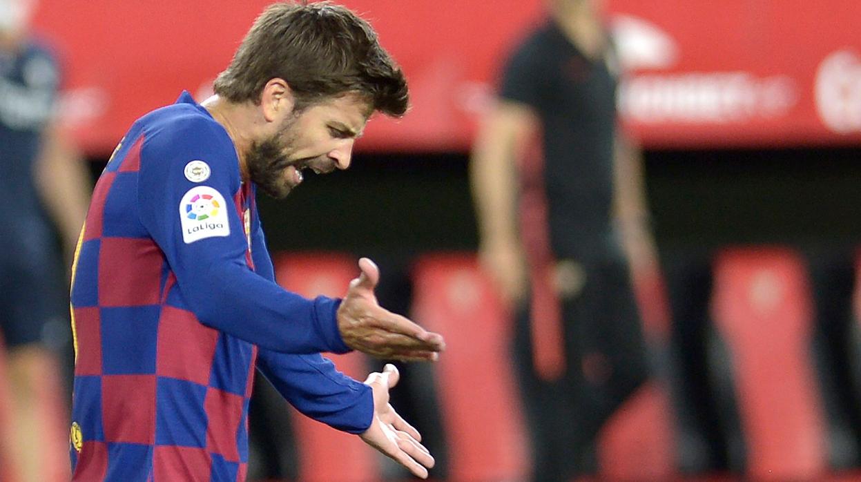 Piqué, durante el partido de Sevilla