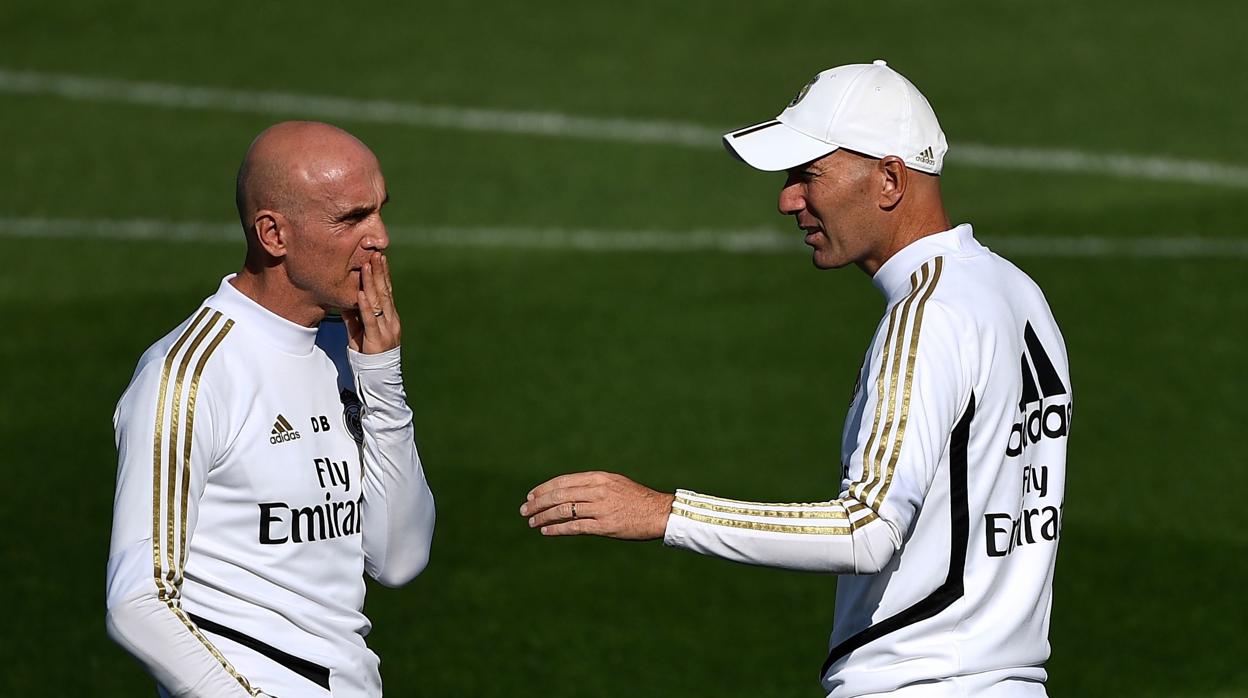 Zidane responde a Piqué: «No nos están favoreciendo los árbitros»