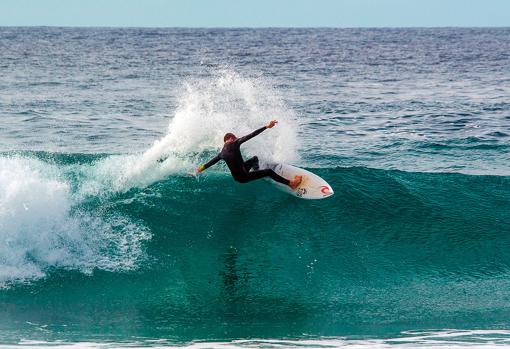 Hugo Lòpez-Asiaín, 30 años fabricando tablas de surf