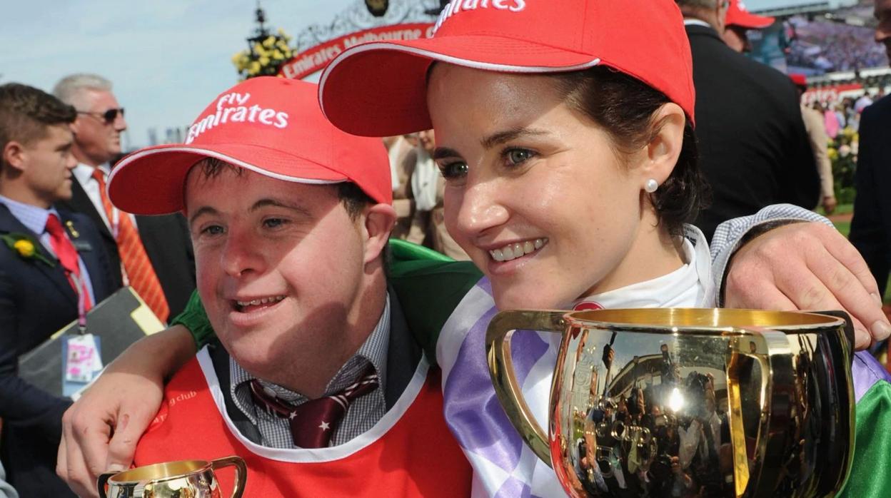 Michelle Payne, con su hermano Stevie