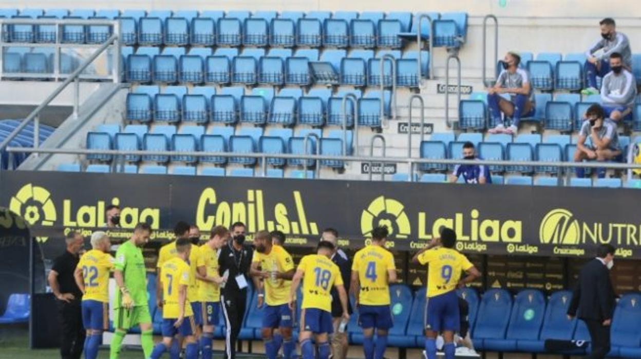 Los jugadores del Cádiz CF, uno a uno: El error de un veterano