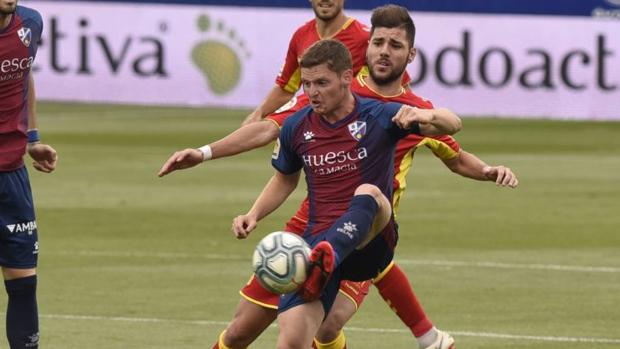 El Huesca sueña con el ascenso directo